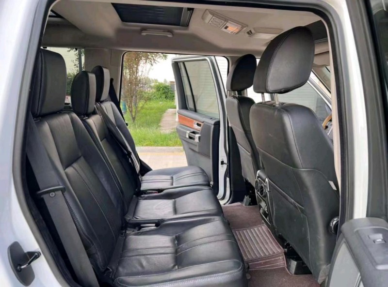 东营15年路虎发现6