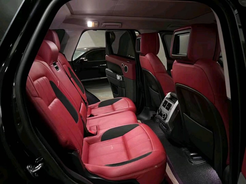 东营19年路虎揽胜运动5