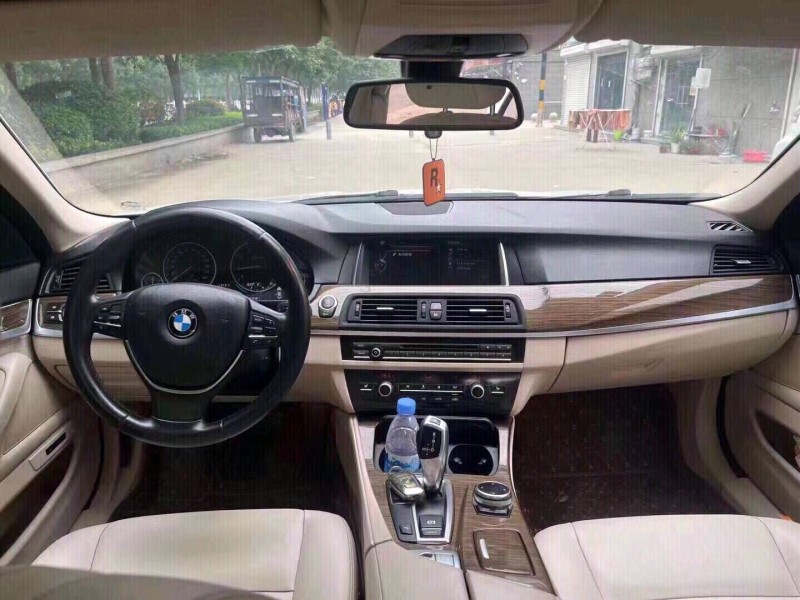 北京14年宝马5系4