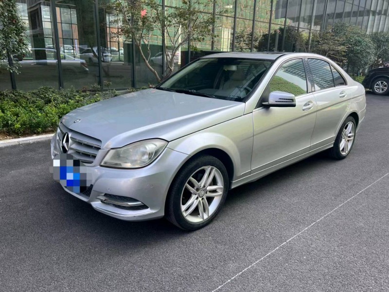 东营13年奔驰C7