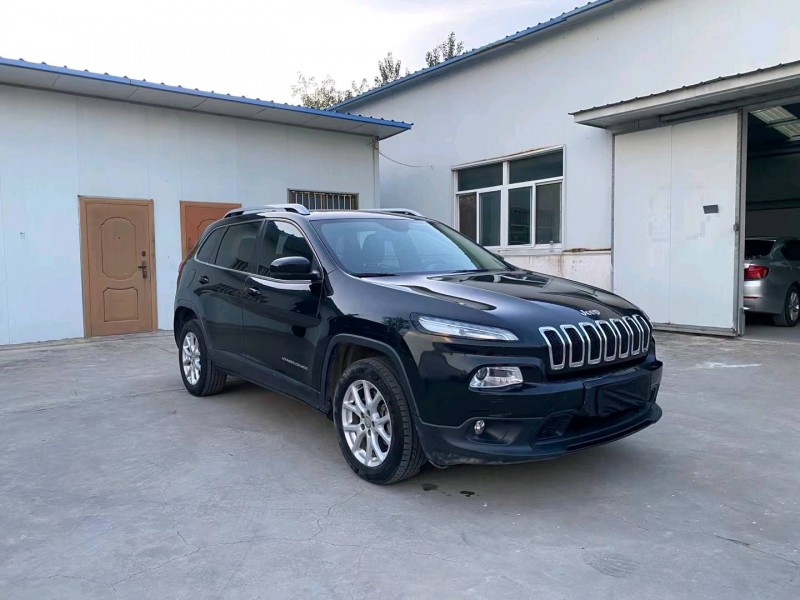 徐州16年Jeep指南者8