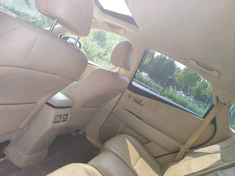 枣庄10年雷克萨斯RX7