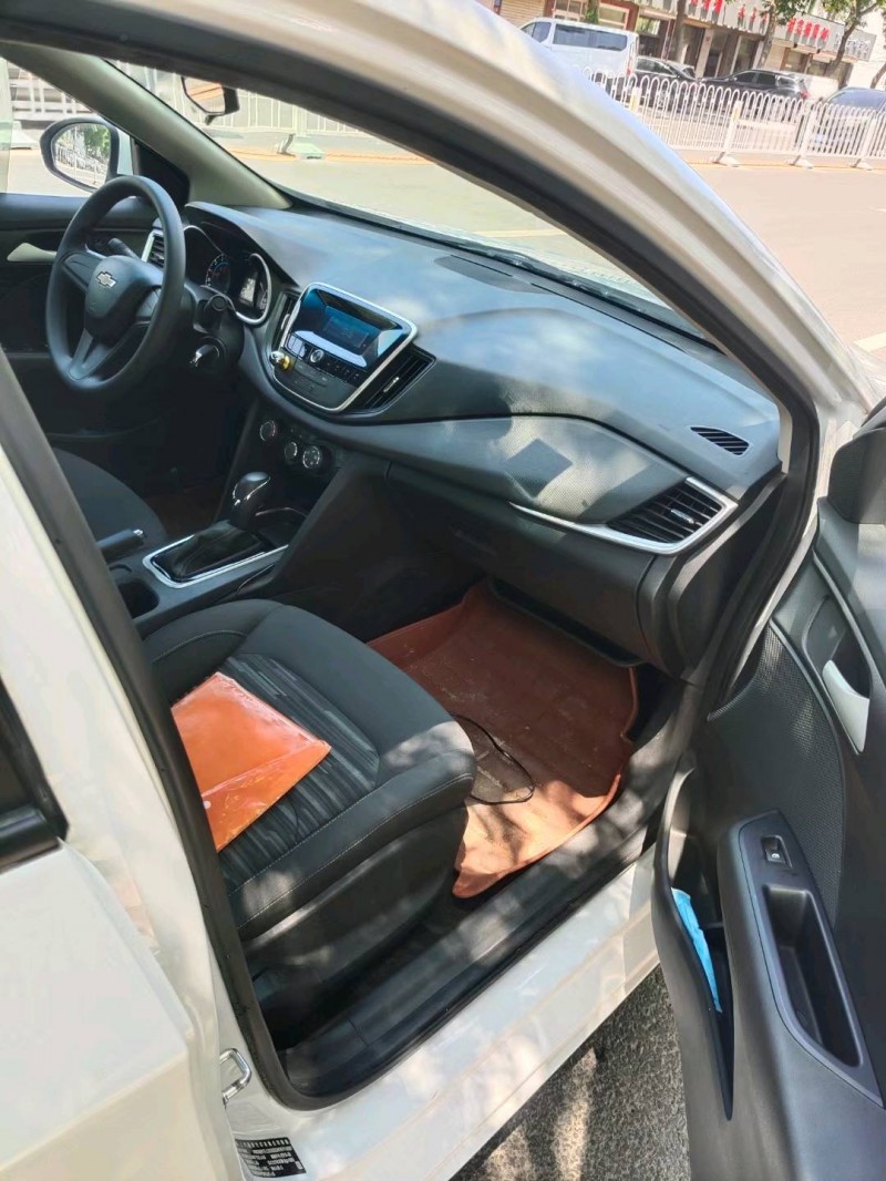 保定18年雪佛兰科沃兹6