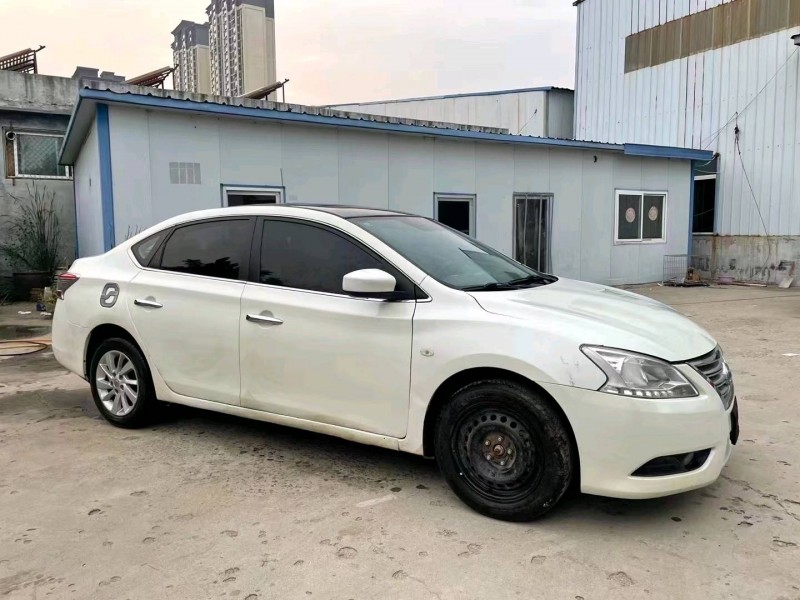 济宁15年日产轩逸8