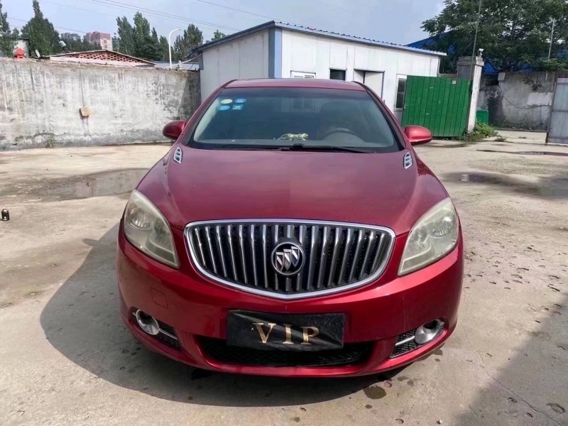 济宁11年别克英朗GT1