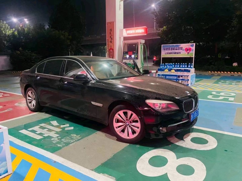 枣庄12年宝马7系3