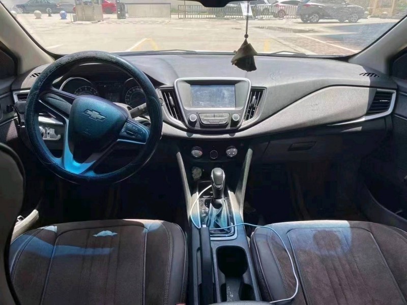 北京17年雪佛兰科沃兹7