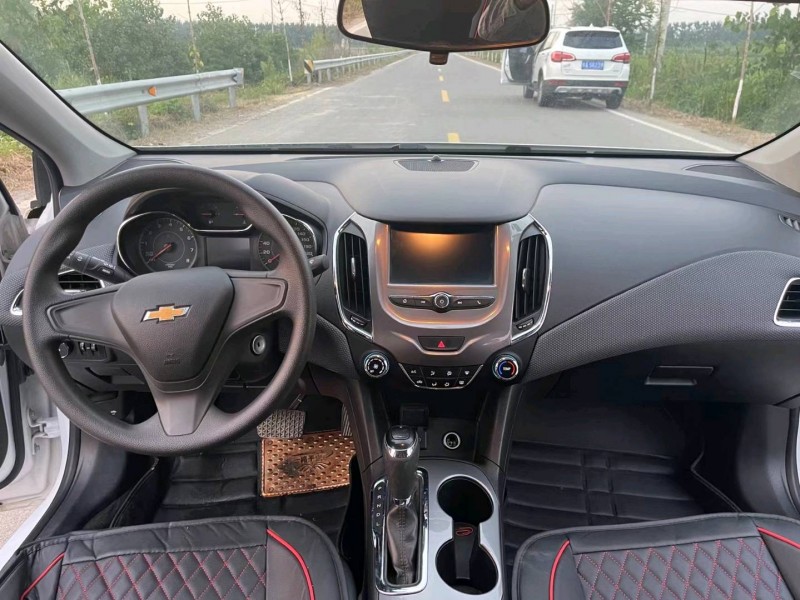 徐州17年雪佛兰科鲁兹7