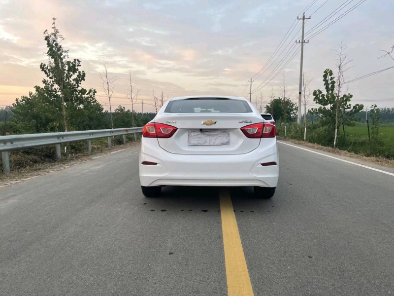 徐州17年雪佛兰科鲁兹8