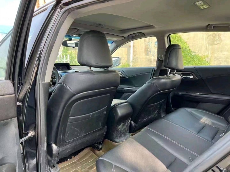 枣庄14年本田雅阁6