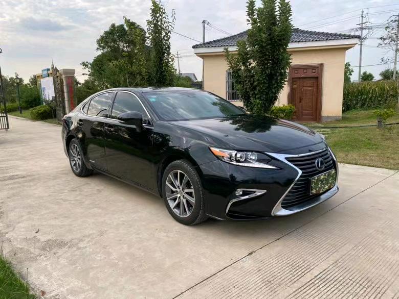 徐州16年雷克萨斯ES7