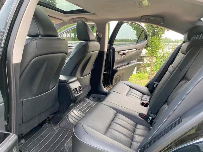 徐州16年雷克萨斯ES3