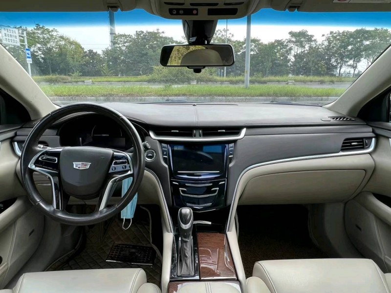 泰州17年凯迪拉克XTS6