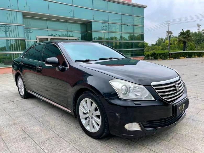 盐城11年丰田皇冠2