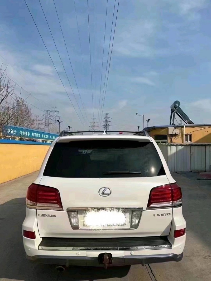 北京10年雷克萨斯LX9