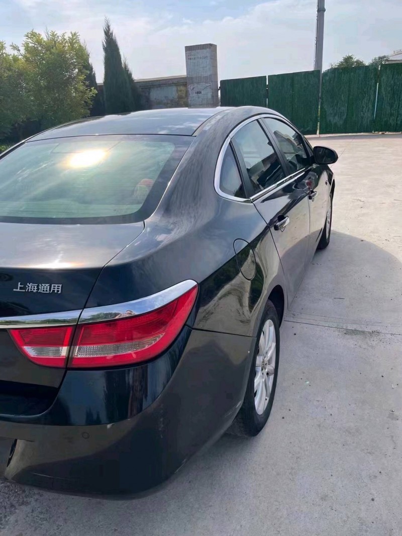 淄博15年别克英朗GT4