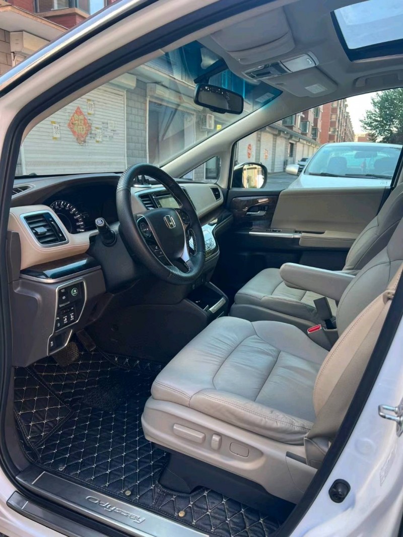 沈阳14年本田奥德赛3