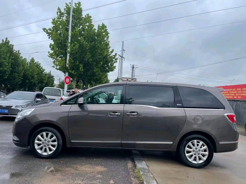 枣庄13年别克GL87