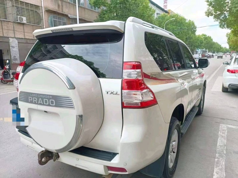 北京15年丰田普拉多4