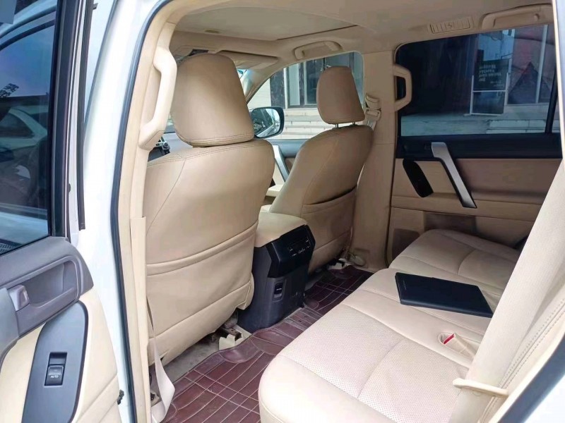 北京15年丰田普拉多6