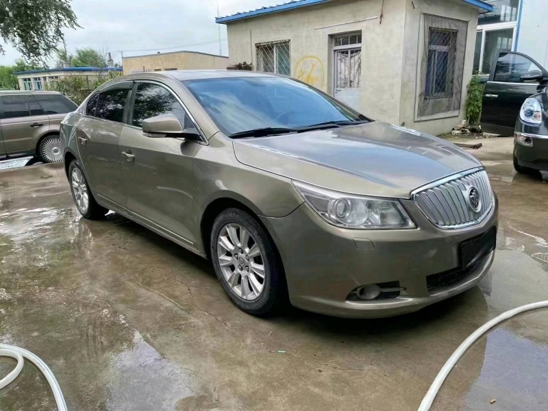 沈阳11年别克君越3