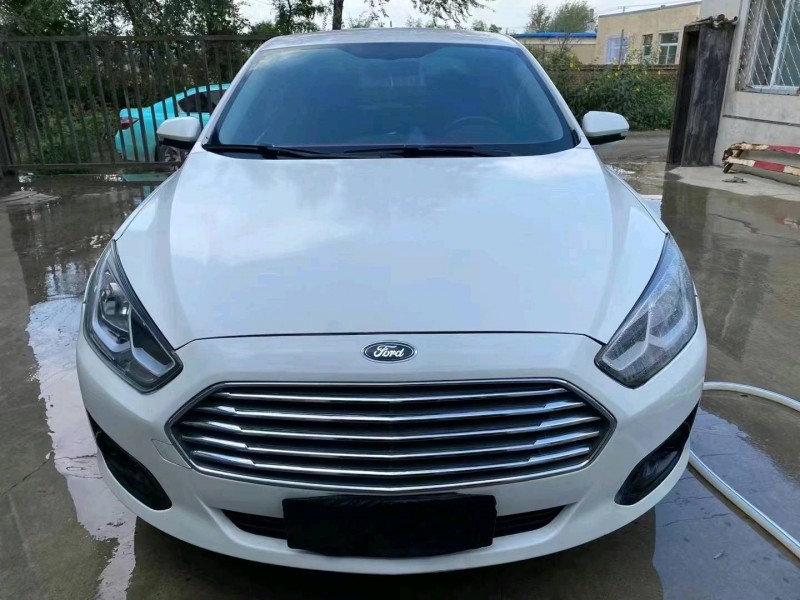 沈阳17年福特福睿斯1