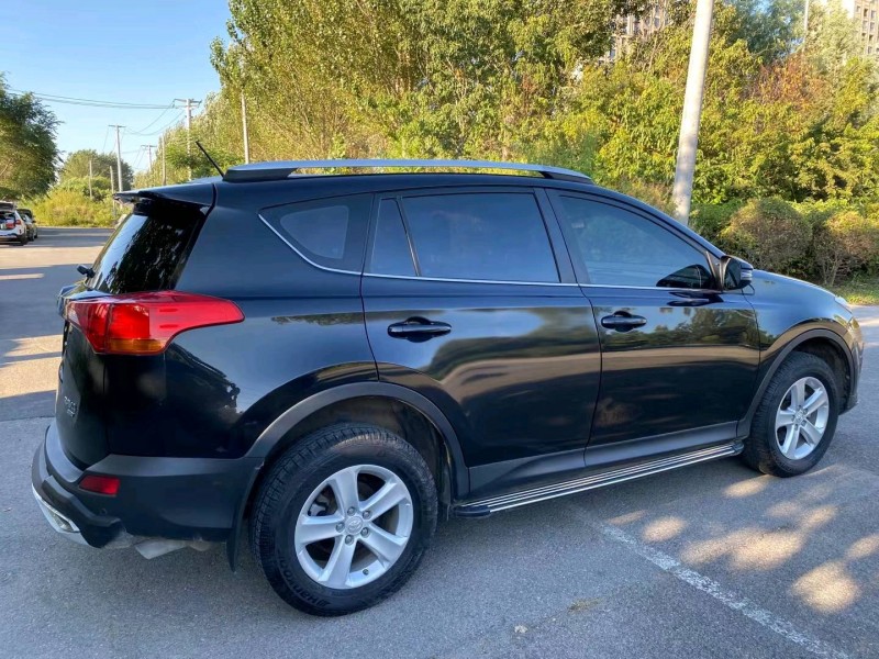 沈阳14年丰田RAV4荣放8