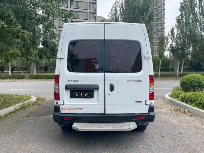 沈阳13年大通V806