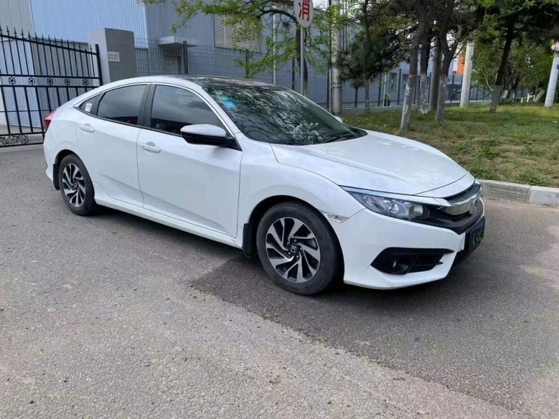 沈阳17年本田思域3