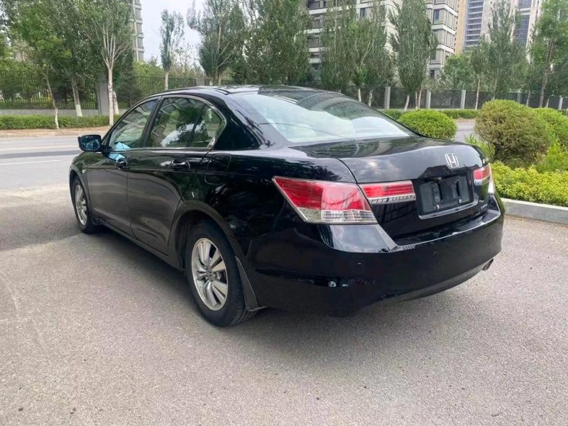 沈阳12年本田雅阁4