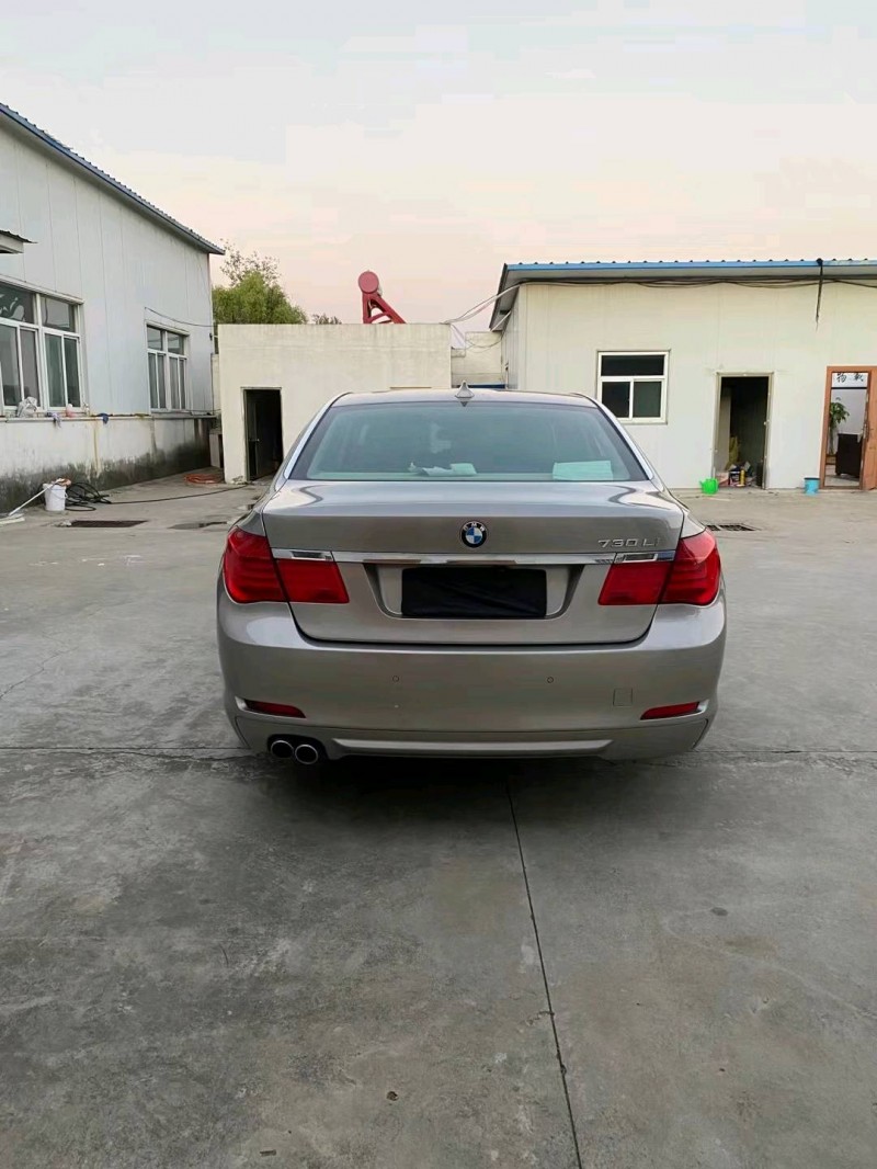 徐州10年宝马7系9
