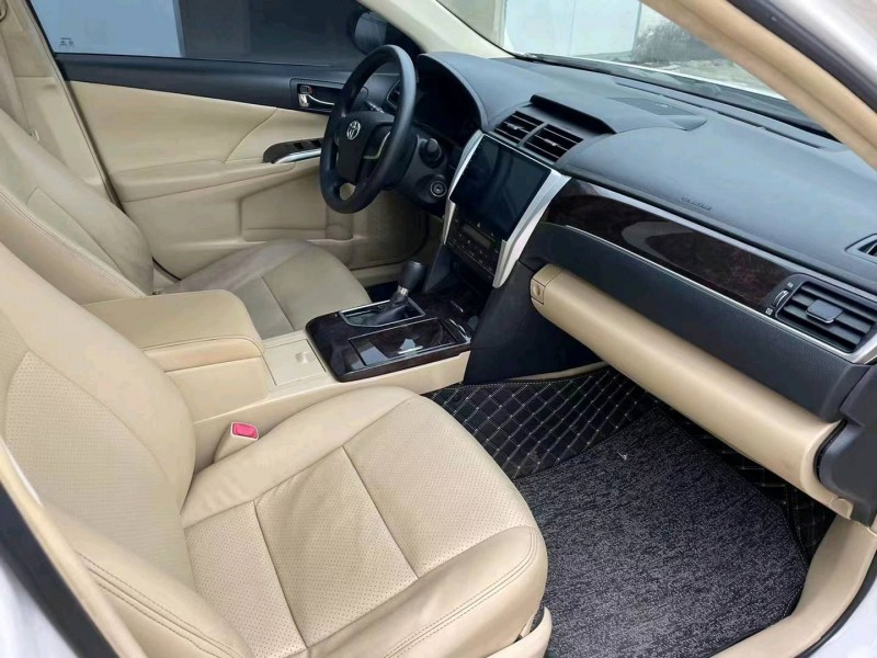 徐州17年丰田凯美瑞5