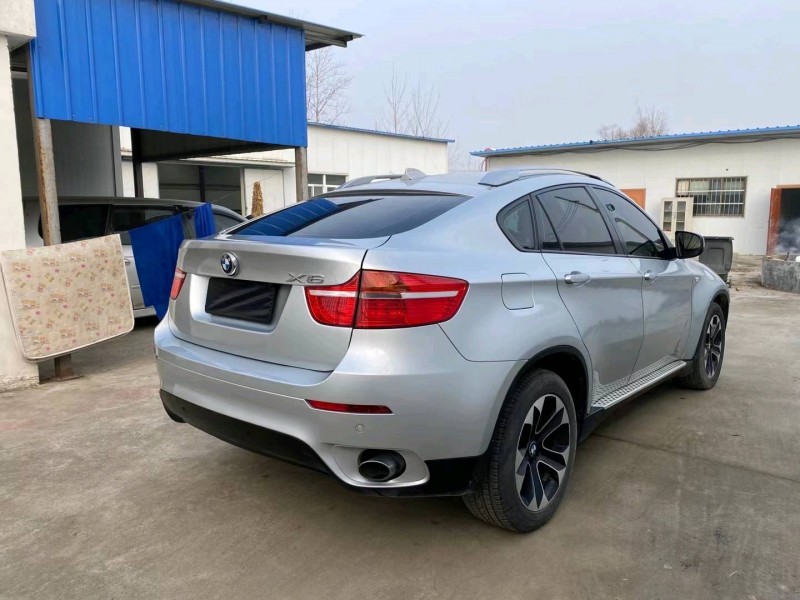 徐州09年宝马X68