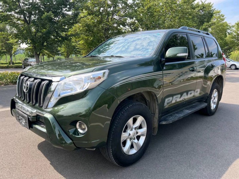 济宁12年丰田普拉多3