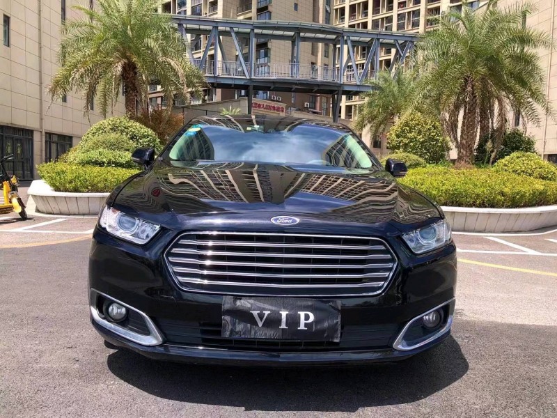 宜春17年福特金牛座1