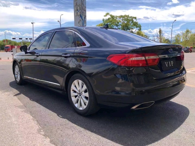 宜春17年福特金牛座5