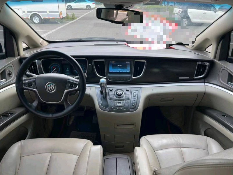 济宁13年别克GL84