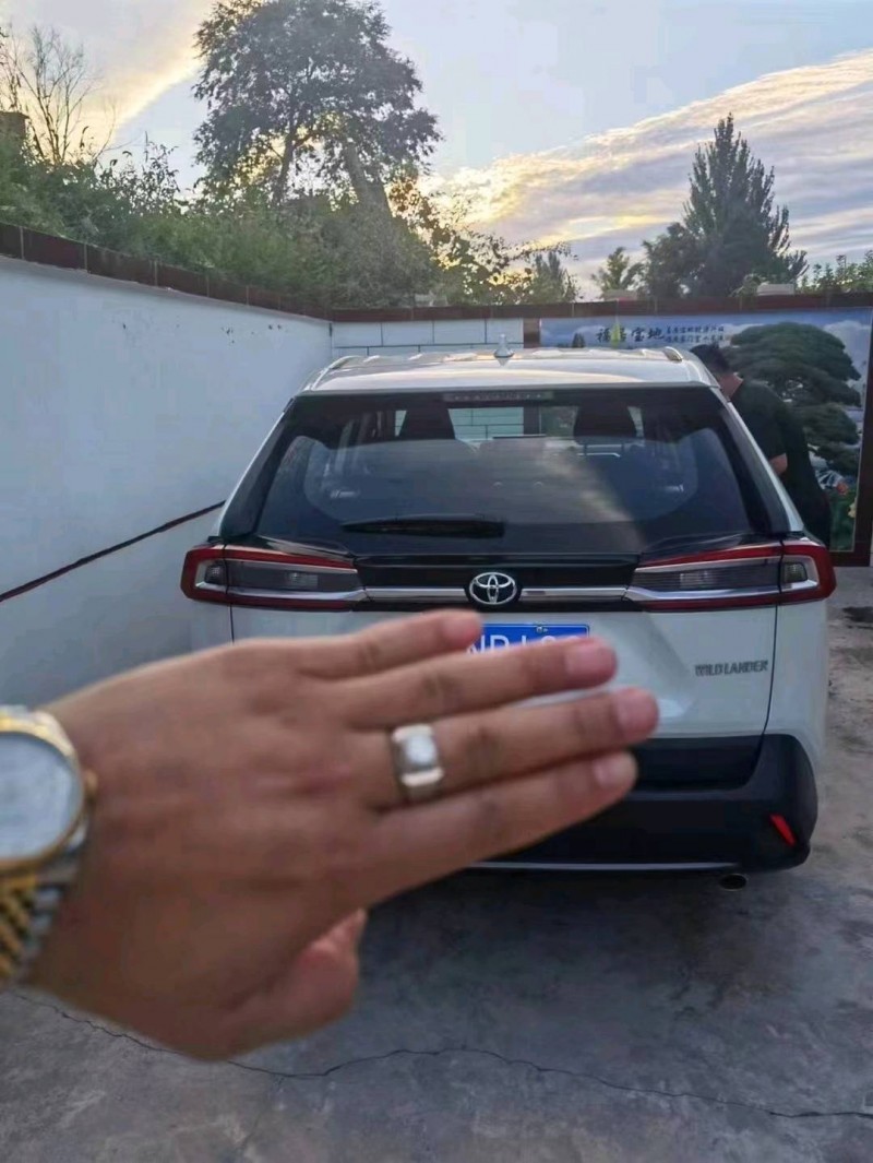 邯郸22年丰田威兰达4