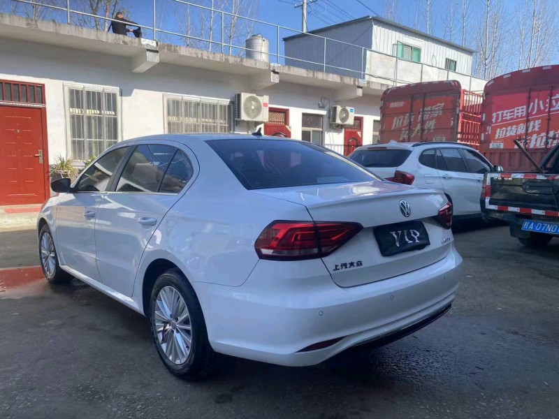 济宁20年大众朗逸8