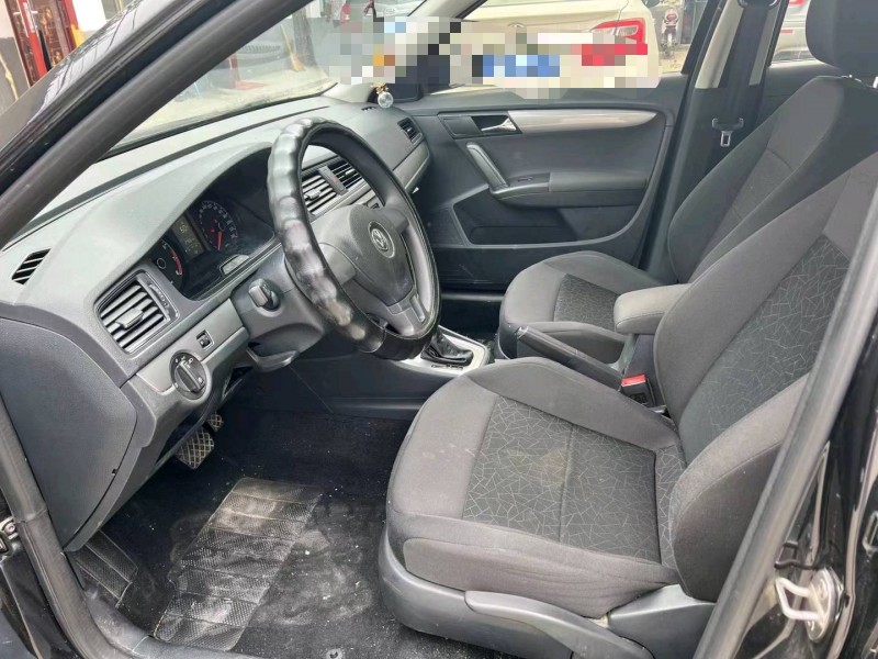 济宁18年大众朗逸4