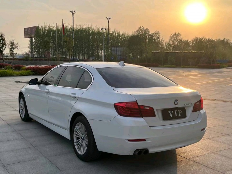 济宁14年宝马5系8