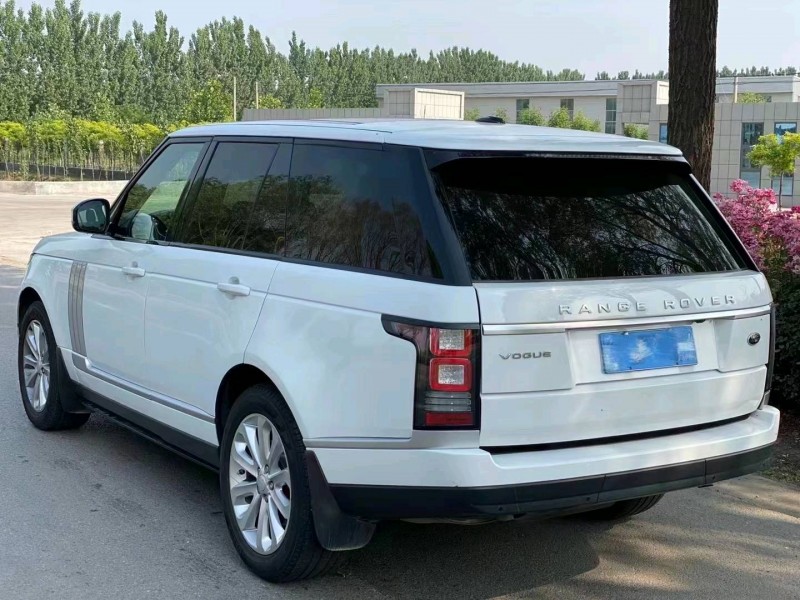 济宁14年路虎揽胜行政8