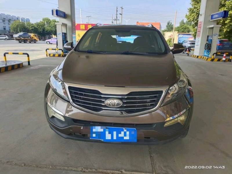 保定13年起亚智跑1