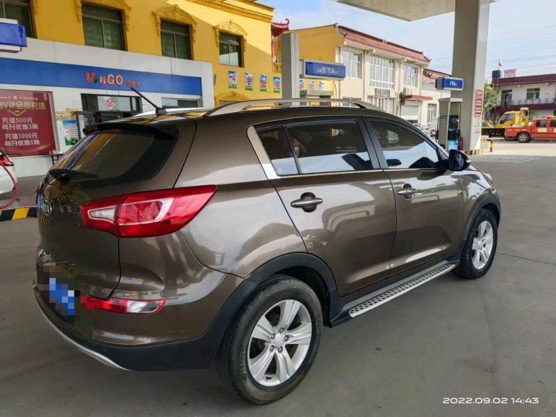 保定13年起亚智跑4