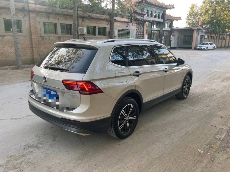 保定18年大众途观L7