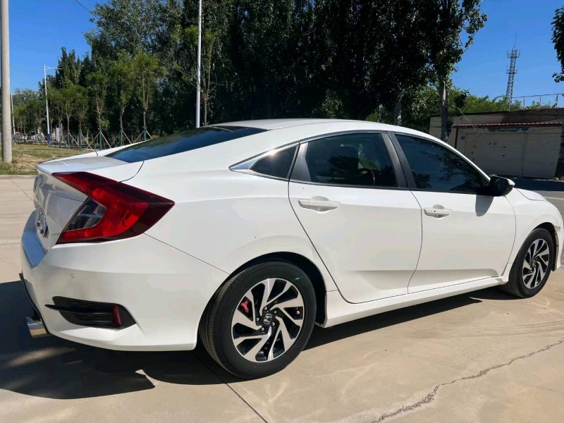 保定18年本田思域8