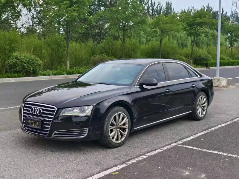 青岛12年奥迪A8L2