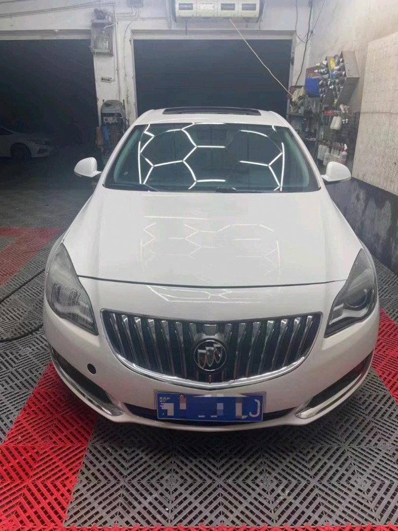 青岛14年别克君威6