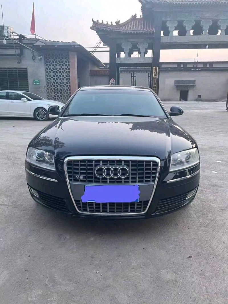 保定10年奧迪A8L8
