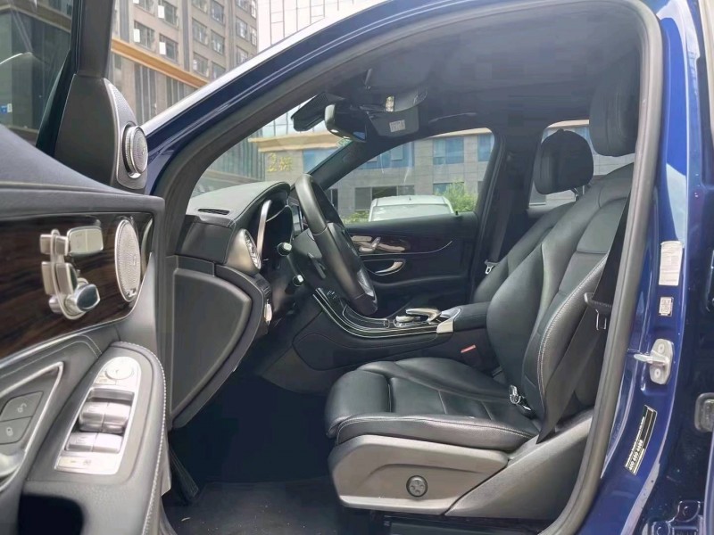 广州18年奔驰GLC7